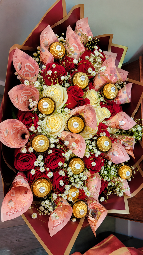 Bouquet de fleurs naturelles — avec billets et Ferrero Rocher